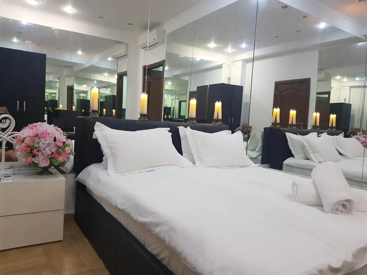 Mirrors Room Mega Mall National Arena contacts
